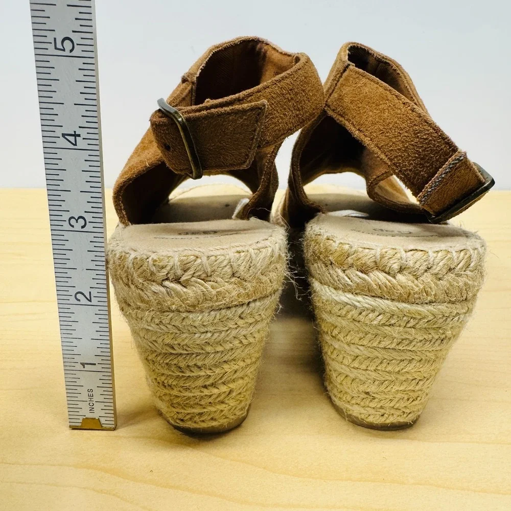 GAP suede espadrille